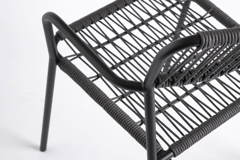 bianca_stolica_sa_rukonaslonom_CB01AR_07