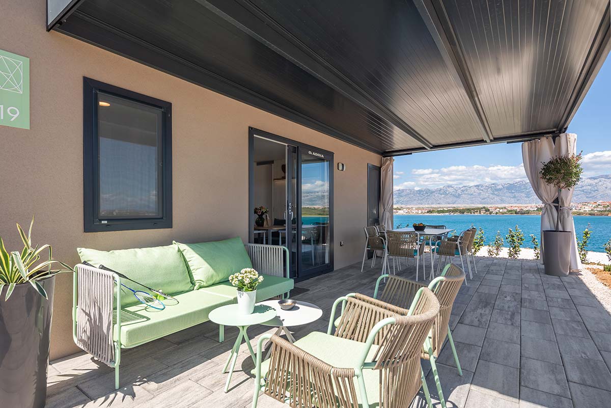 Family-Premium-Mare-Holiday-home_Aminess_Avalona_Camping_Resort_2024_Family_Premium_Mare_Holiday_Home_03