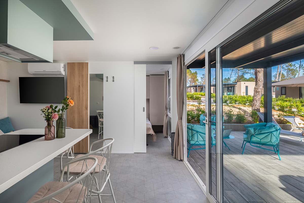 Luxury-Holiday-home-with-pool_Aminess_Avalona_Camping_Resort_2024_Luxury_Holiday_Home_with_pool_04-(1)