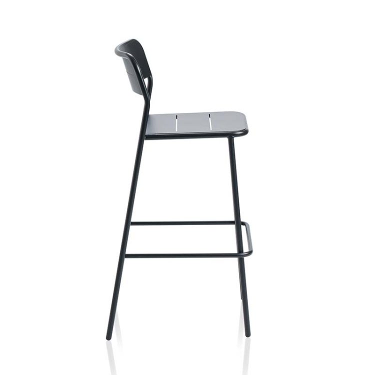 nero_barska_stolica_CN08BA_02