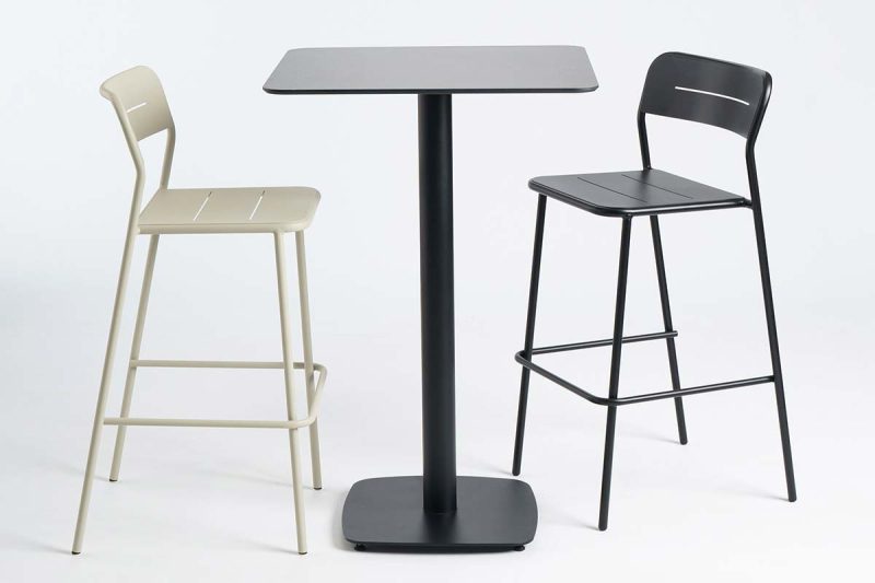 nero_barska_stolica_CN08BA_05